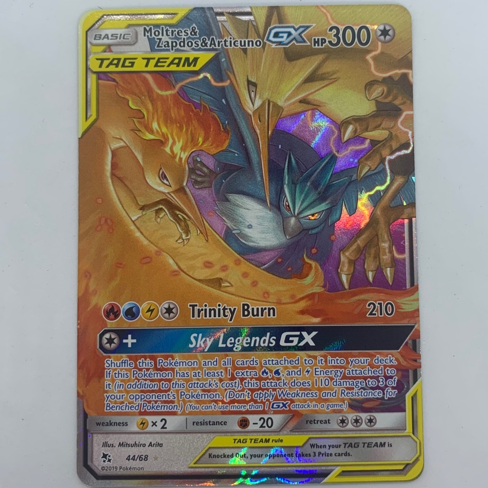 2X MOLTRES ZAPDOS ARTICUNO GX HIDDEN FATES POKÉMON - Picture 2 of 5
